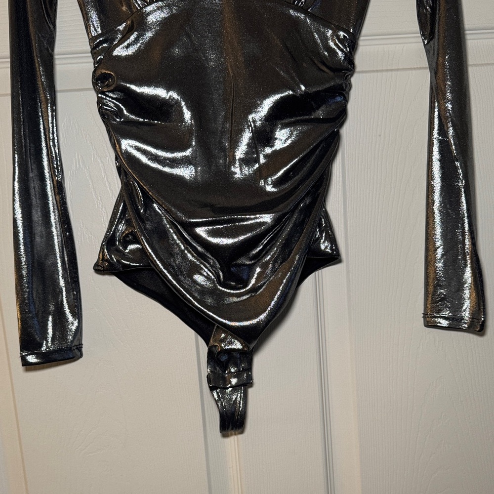 H&M Metallic Silver Long Sleeve Jumpsuit - Picture 5 of 10